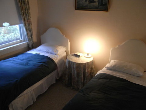 The Pelican Bed And Breakfast - Accommodation QLD 2