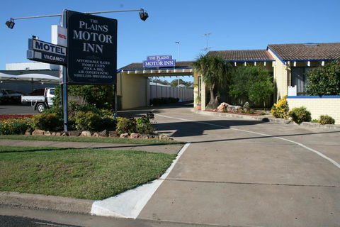 The Plains Motor Inn - Accommodation QLD 0