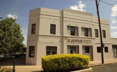 The Playhouse Hotel - Accommodation QLD 0