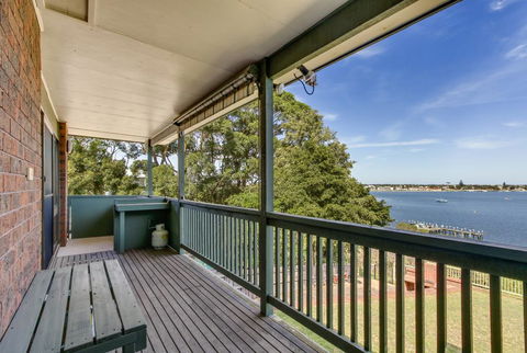 The Point - Accommodation QLD 0