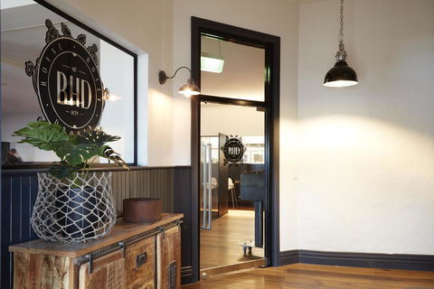 The Royal Hotel, Drouin - Accommodation QLD 0