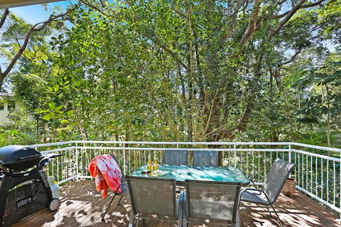 The Sanctuary Little Cove - Accommodation QLD 3