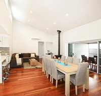 The Sands - Pet Friendly - 3 Min Walk to Beach - Accommodation QLD
