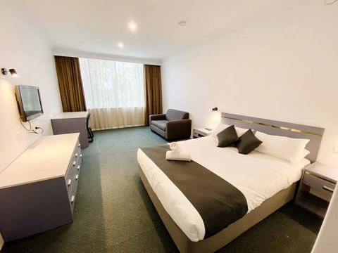 The Select Inn Penrith - Accommodation QLD 2