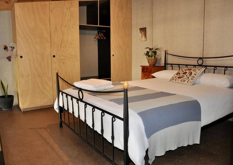 The Shouse - Durrants Lookout - Accommodation QLD 1