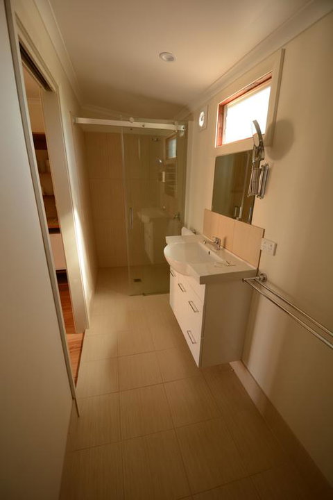 The Silverton Hotel - Accommodation QLD 3