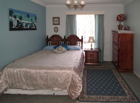 The Spanish Retreat And BnB - 24 Hrs - Accommodation QLD 1