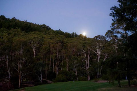The Stirling Golf Club - Accommodation QLD 3