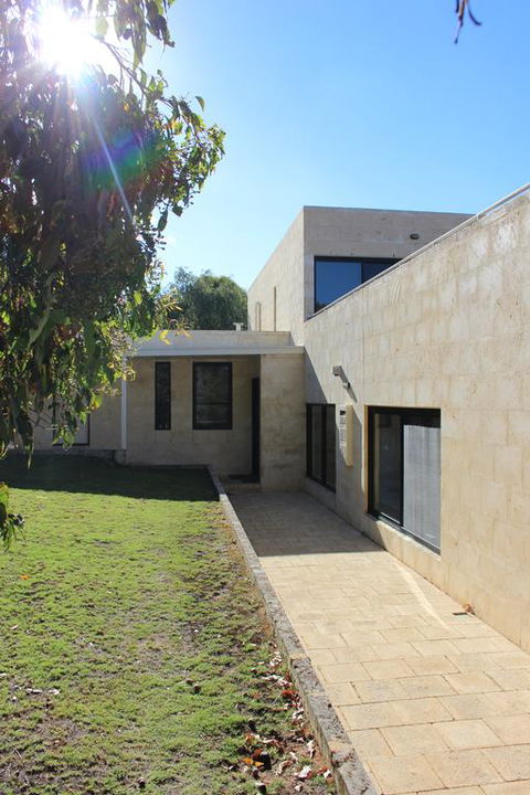 The Summer House - Accommodation QLD 0