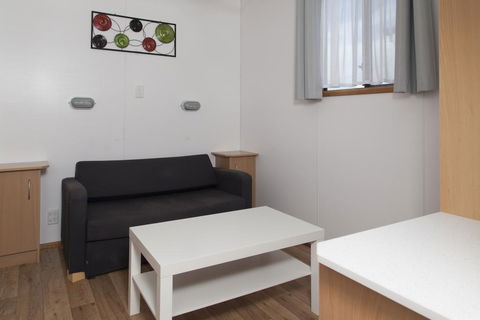 The Sundowner Cabin & Tourist Park - Accommodation QLD 2