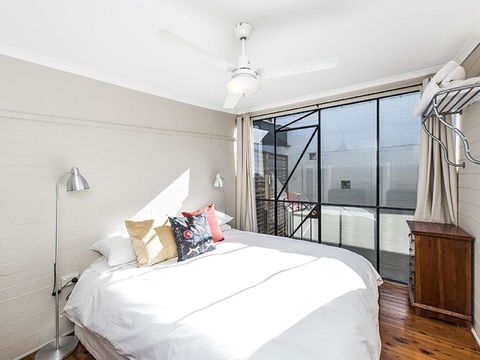 The Tannery - 2 Bedroom Converted Warehouse - Accommodation QLD 2