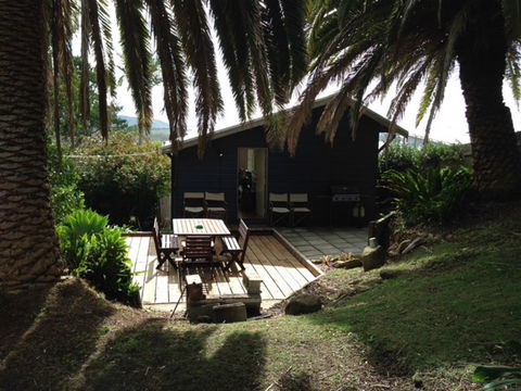 The Tree House, 6 Gowing Street - Accommodation QLD 1