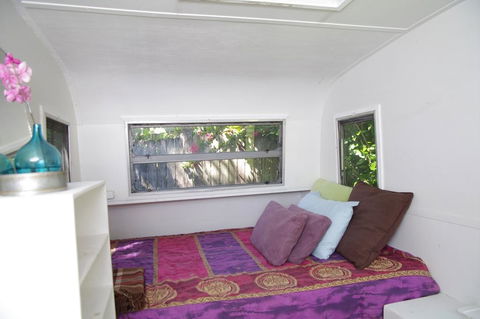 The Tree House, 6 Gowing Street - Accommodation QLD 3
