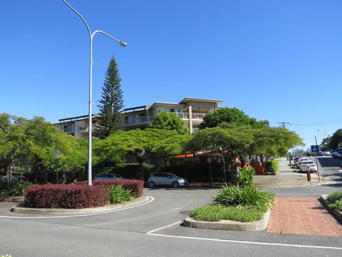 The Village At Burleigh - Accommodation QLD 2