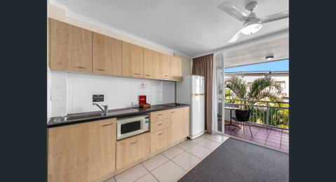 The Wellington Apartment Hotel - Accommodation QLD 1