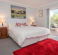 The White House - Accommodation QLD
