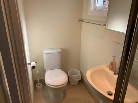 Thornleigh Garden View, Comfortable & Tranquil - Accommodation QLD 3