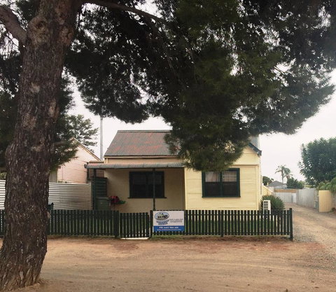 Thornton House - Accommodation QLD 2