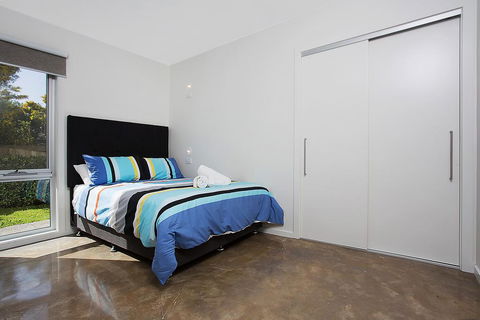 Tides Apartments Port Fairy - Accommodation QLD 3