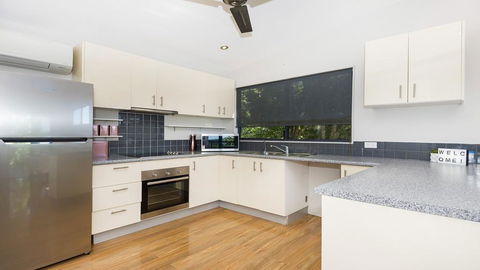 Timbavati - Air-conditioning - WiFi - Accommodation QLD 1