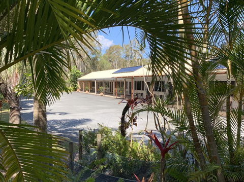 Tin Can Bay Motel - Accommodation QLD 0
