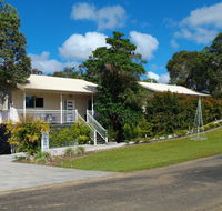 Tinaroo Sunset Retreat - Accommodation QLD