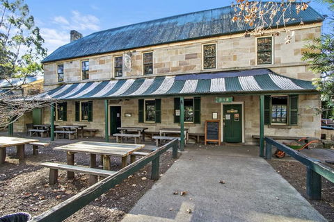 Tiny St Albans - Accommodation QLD 1