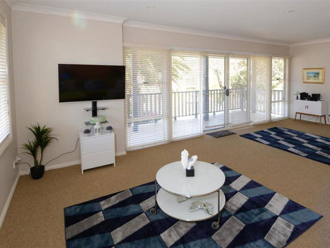 Tokelau Townhouse 1 - Accommodation QLD 3