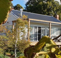 Toms Cottage - Wilgowrah -A Country Escape - Accommodation QLD