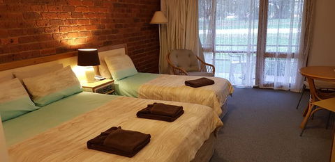 Tooleybuc Club Motor Inn - Accommodation QLD 2