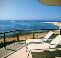Toowoon Bay Beachfront Apartment - Accommodation QLD