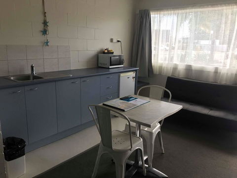 Top Spot Motel - Accommodation QLD 1