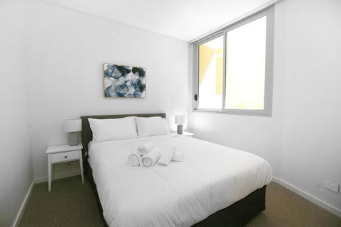 Top Notch 1 Bedroom 201 CALIBRE - Accommodation QLD 1