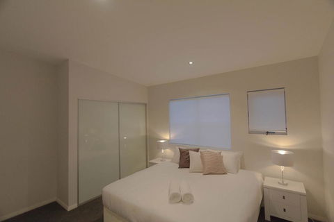 Townview 8 - Accommodation QLD 3