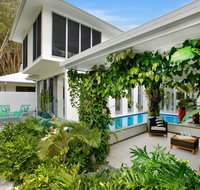 Tranquil Waters Luxury Retreat in Oceans Edge