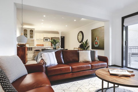 Tre Sorelle Camden - Accommodation QLD 0