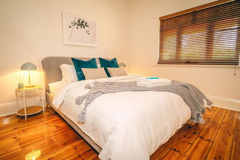 Treasure On Bagot-Free Wifi/Netflix-Close To CBD - Accommodation QLD 1