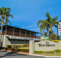 Treehaven Tourist Park - Accommodation QLD