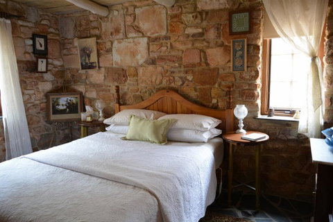 Trestrail Cottage B & B - Accommodation QLD 1