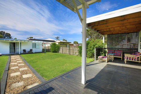 Triangulo @ Culburra - Pet Friendly - 2 Mins To Beach - Accommodation QLD 1