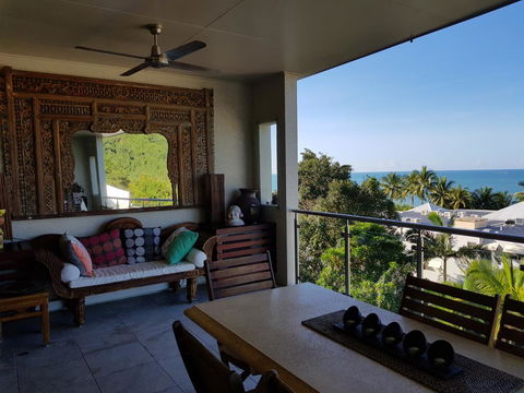 Trinity Beach Penthouse - Accommodation QLD 3
