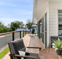 Tropical Beachside Oasis in Clifton Beach