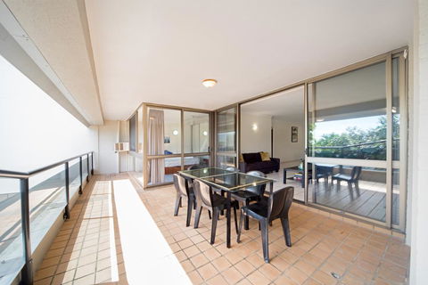 TROPICAL FAMILY ESCAPE FREE WIFI/NETFLIX - Accommodation QLD 1