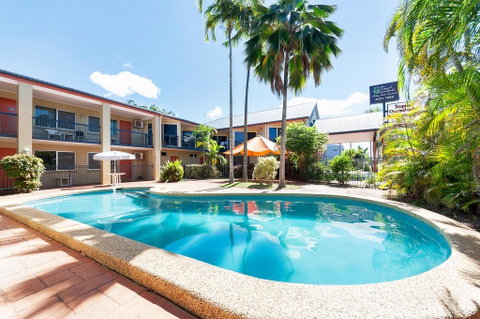Tropical Queenslander - Accommodation QLD 0