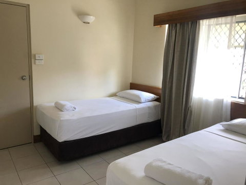 Tropical Queenslander - Accommodation QLD 3