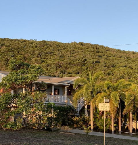 Tropical Styling - Accommodation QLD 3