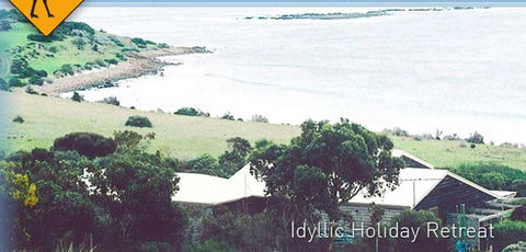 Tu Emuz Stone Beachfront Villa, Emu Bay, Kangaroo Is - Accommodation QLD 1