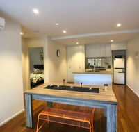 Two Brand New Bedrooms in the Sunlight Area - Accommodation QLD