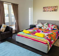 Two Dams Estate - Retreat  Relax - Accommodation QLD