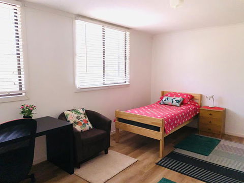 Two Dams Estate - Retreat & Relax - Accommodation QLD 2